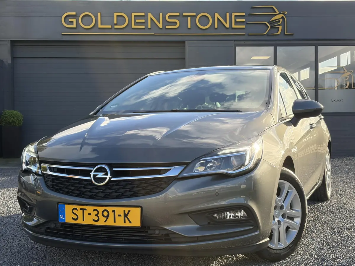 1.0 Online Edition ✓2e Eigenaar✓Trekhaak✓Carplay✓Dealer Onderhouden✓Navi✓105pk✓Pdc V+A✓Clima✓Cruise✓Lm velgen✓N.A.P✓Apk tot 05-2027