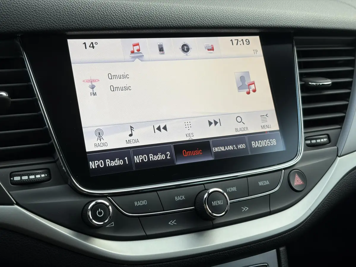 1.0 Online Edition ✓2e Eigenaar✓Trekhaak✓Carplay✓Dealer Onderhouden✓Navi✓105pk✓Pdc V+A✓Clima✓Cruise✓Lm velgen✓N.A.P✓Apk tot 05-2027
