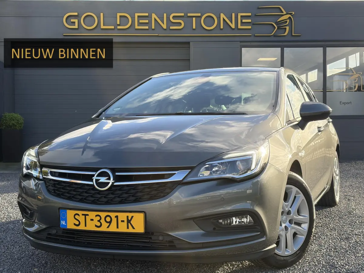 1.0 Online Edition ✓2e Eigenaar✓Trekhaak✓Carplay✓Dealer Onderhouden✓Navi✓105pk✓Pdc V+A✓Clima✓Cruise✓Lm velgen✓N.A.P✓Apk tot 05-2027
