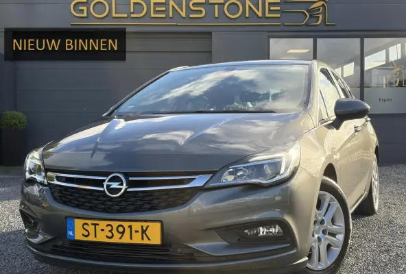 1.0 Online Edition ✓2e Eigenaar✓Trekhaak✓Carplay✓Dealer Onderhouden✓Navi✓105pk✓Pdc V+A✓Clima✓Cruise✓Lm velgen✓N.A.P✓Apk tot 05-2027