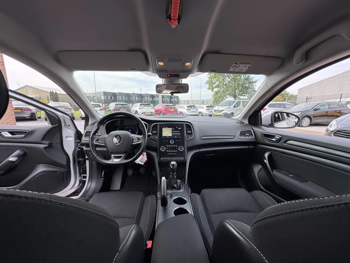 1.5 Blue dCi Limited, Marge, Euro 6, Apple Carplay, PDC,