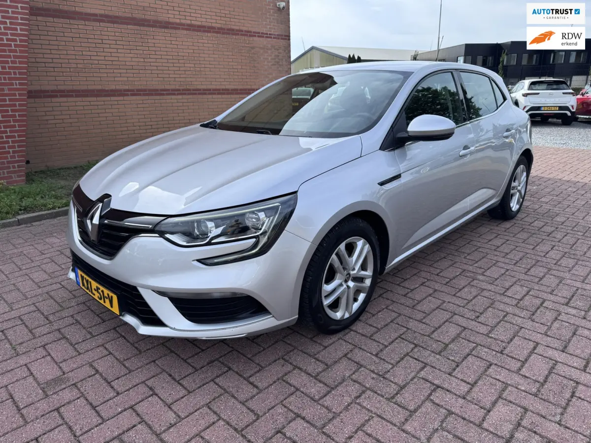 1.5 Blue dCi Limited, Marge, Euro 6, Apple Carplay, PDC,