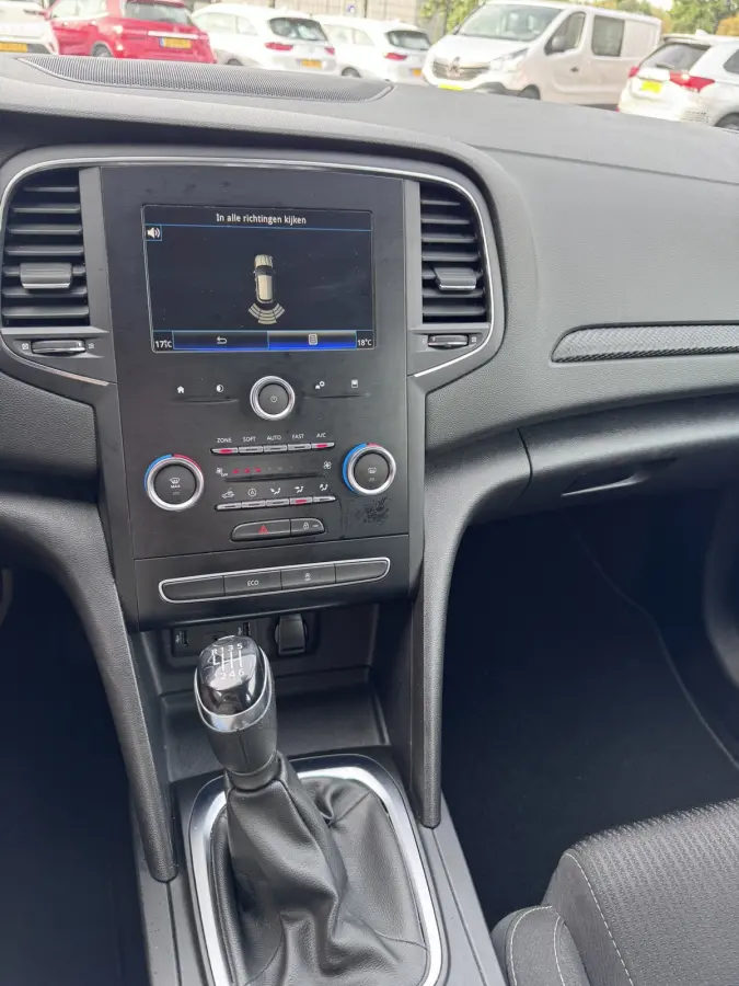 1.5 Blue dCi Limited, Marge, Euro 6, Apple Carplay, PDC,