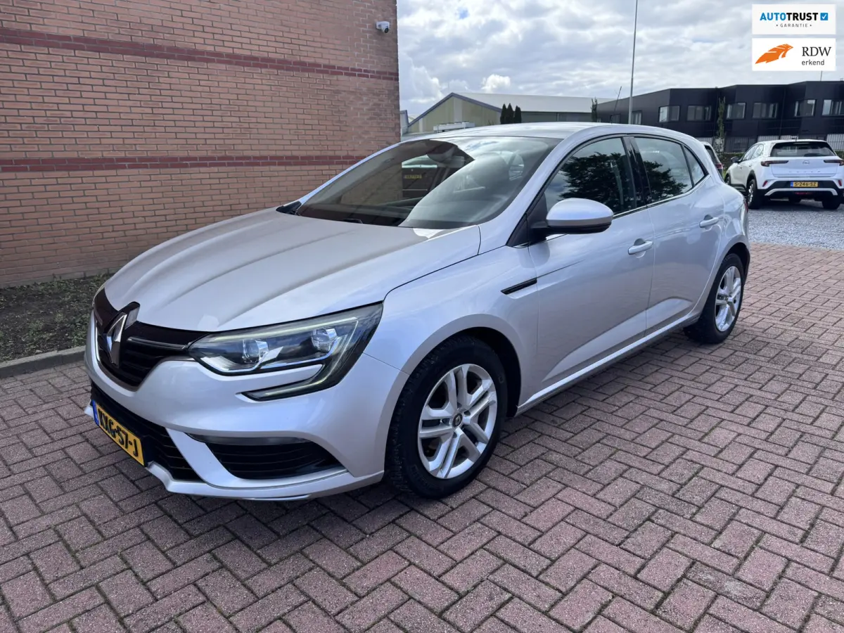 1.5 Blue dCi Limited, Marge, Euro 6, Apple Carplay, PDC,