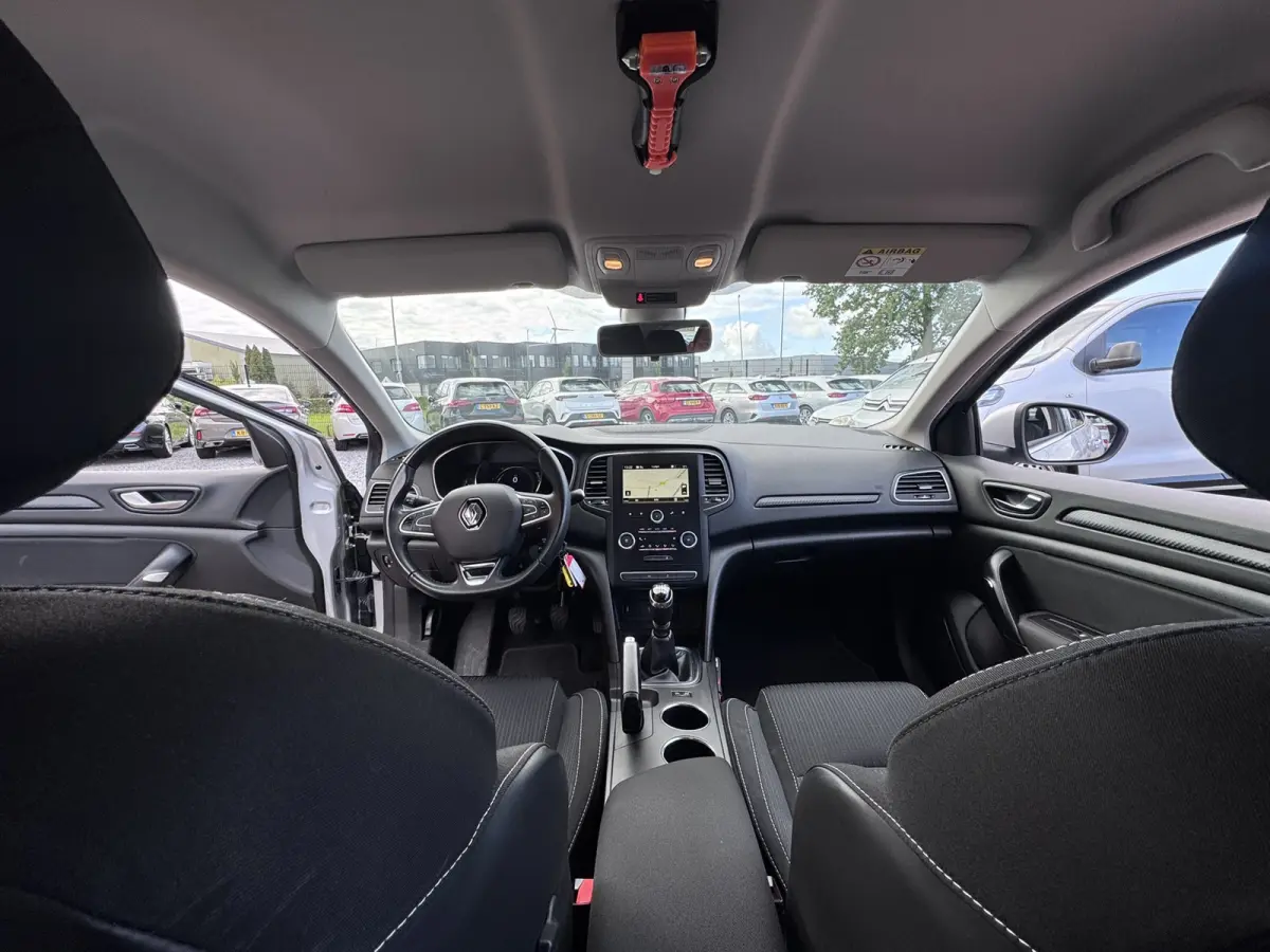 1.5 Blue dCi Limited, Marge, Euro 6, Apple Carplay, PDC,