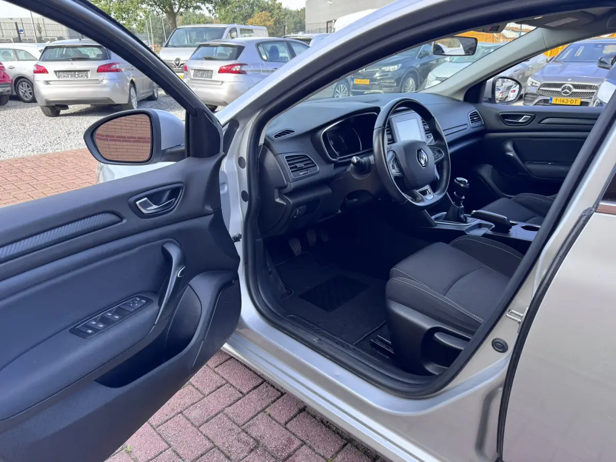 1.5 Blue dCi Business Zen, Marge, Euro 6,
