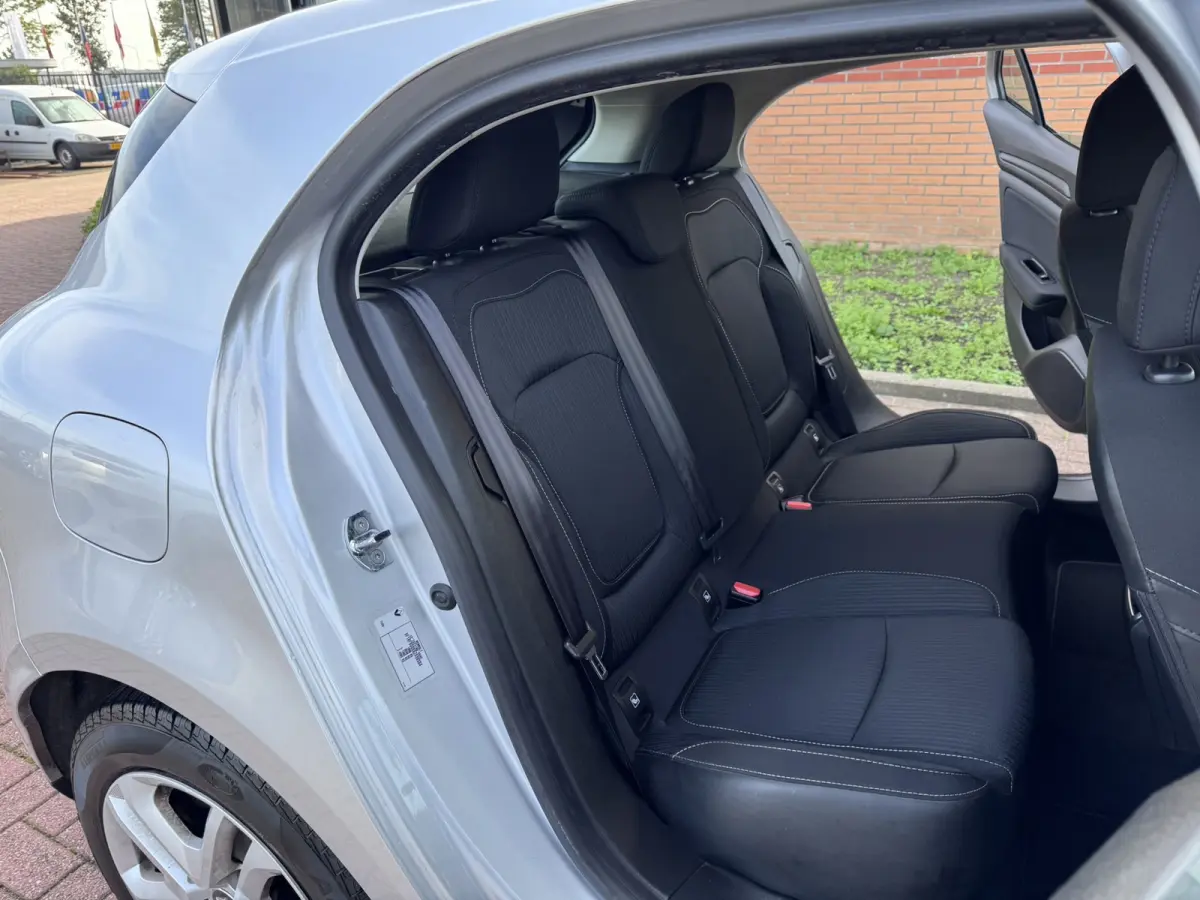 1.5 Blue dCi Business Zen, Marge, Euro 6,
