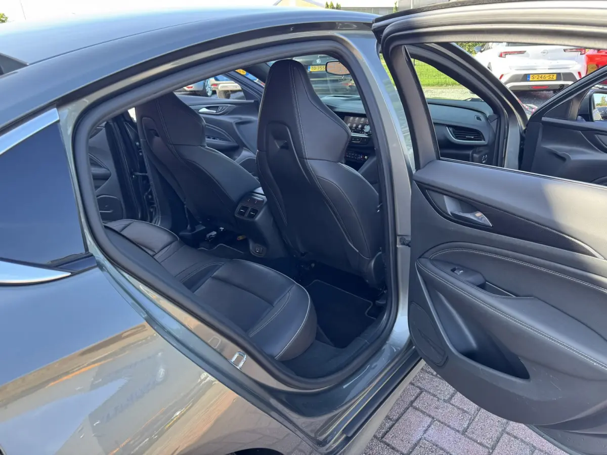 2.0 BiTurbo 4x4 GSi Exclusive