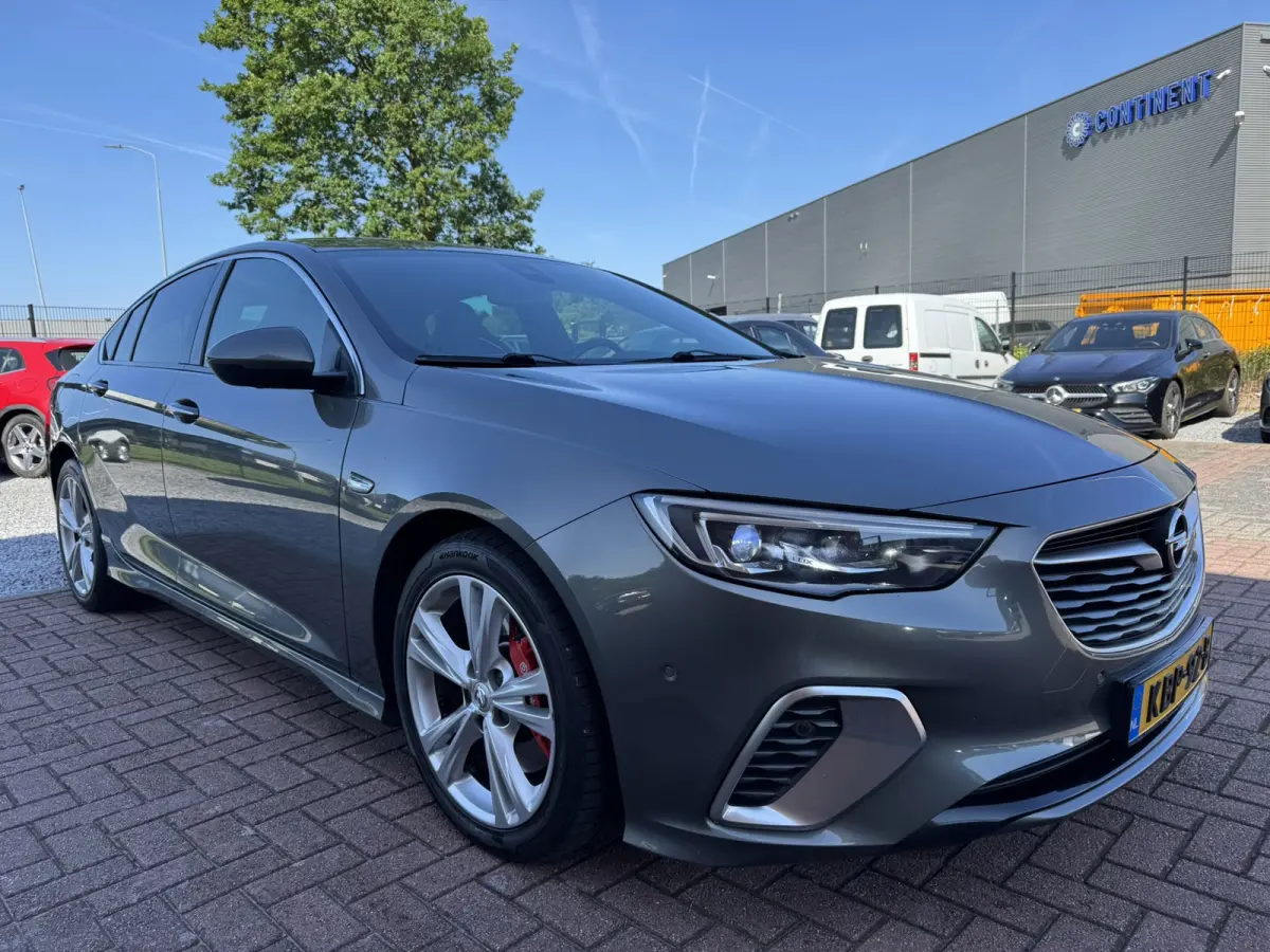 2.0 BiTurbo 4x4 GSi Exclusive