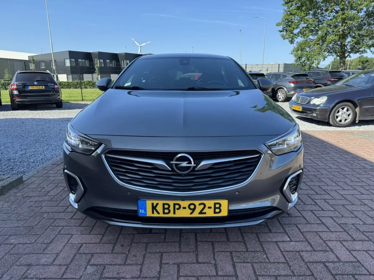 2.0 BiTurbo 4x4 GSi Exclusive