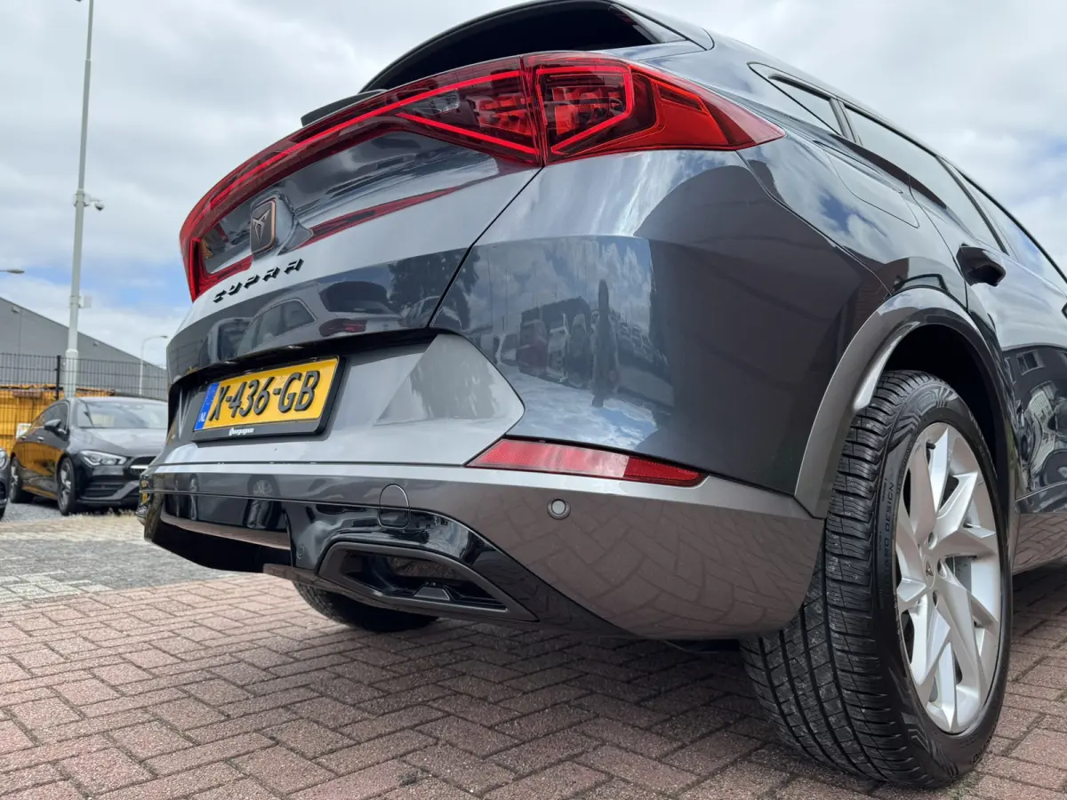 1.4 e-Hybrid Business SOH 97% 204pk/CARPLAY/PDC/AIRCO/STUURWVERWARMING