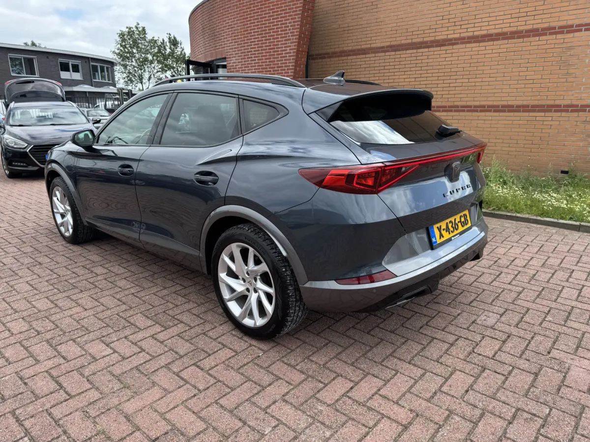 1.4 e-Hybrid Business SOH 97% 204pk/CARPLAY/PDC/AIRCO/STUURWVERWARMING