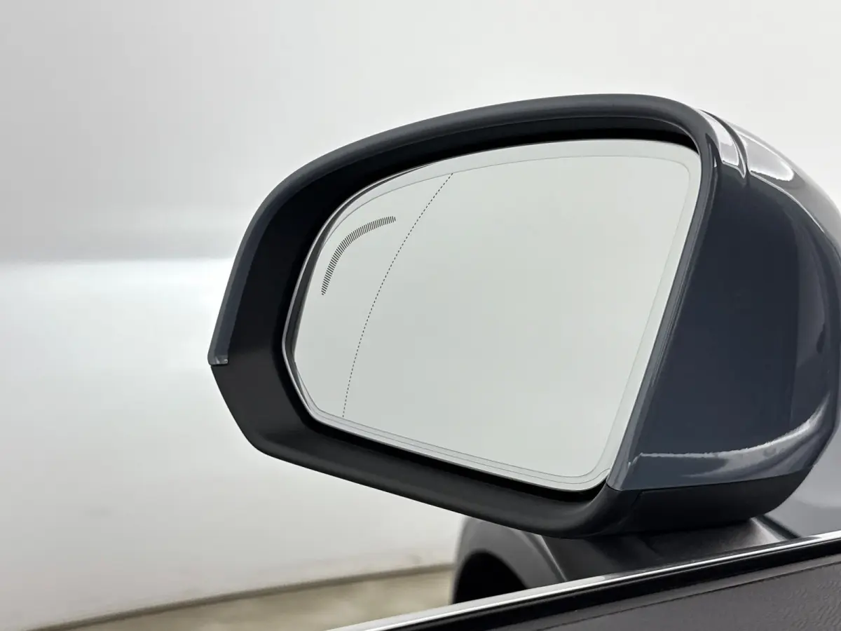 T4 Plus Bright | 18" Allseason | Trekhaak | Getint Glas | Elektr. verst. Stoelen | Harman Kardon | Parkeercamera | Adaptieve Cruise | BLIS | Stoel/Stuurverwarming