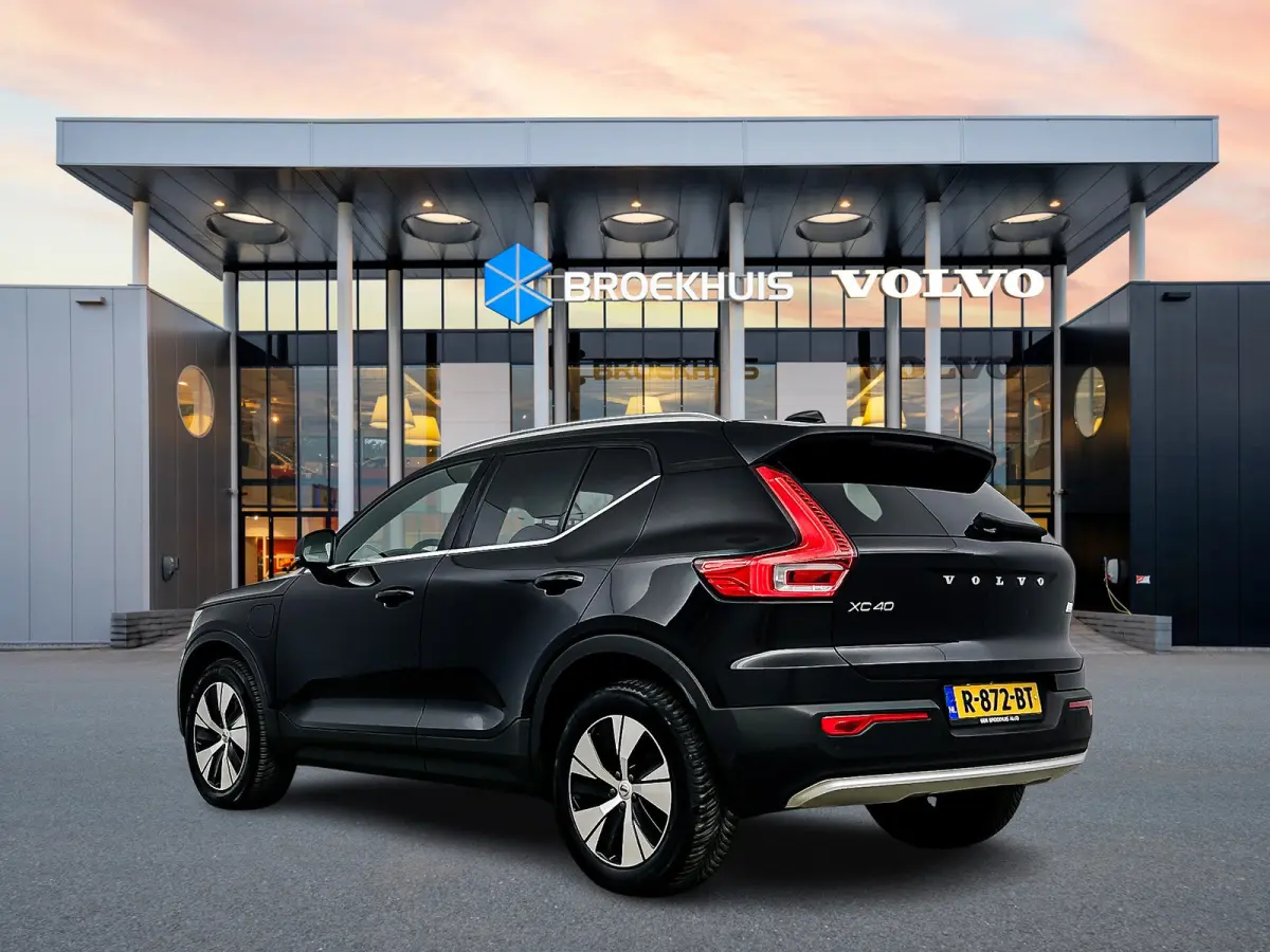 T4 Plus Bright | 18" Allseason | Getint Glas | Elektr. verst. Stoelen | Harman Kardon | Parkeercamera | Adaptieve Cruise | BLIS | Stoel/Stuurverwarming