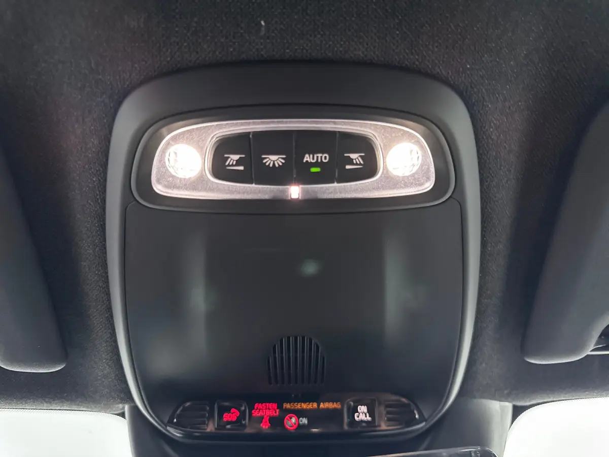 T4 Plus Bright | 18" Allseason | Getint Glas | Elektr. verst. Stoelen | Harman Kardon | Parkeercamera | Adaptieve Cruise | BLIS | Stoel/Stuurverwarming