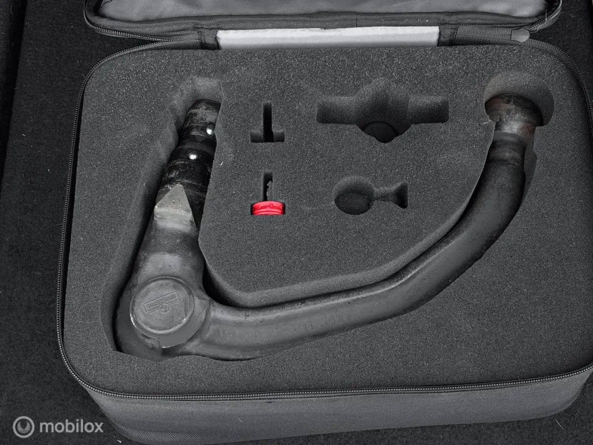 Long Range AWD Trekhaak af fabriek | SOH 87%