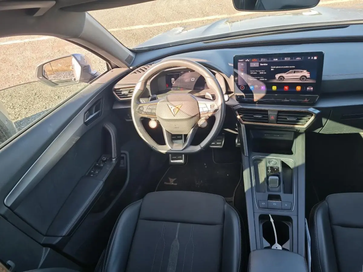 1.4 e-Hybrid VZ Copper Edition TREKHAAK UITKLAPBAAR I DIGI DASHB. I CAMERA I 19" LMV