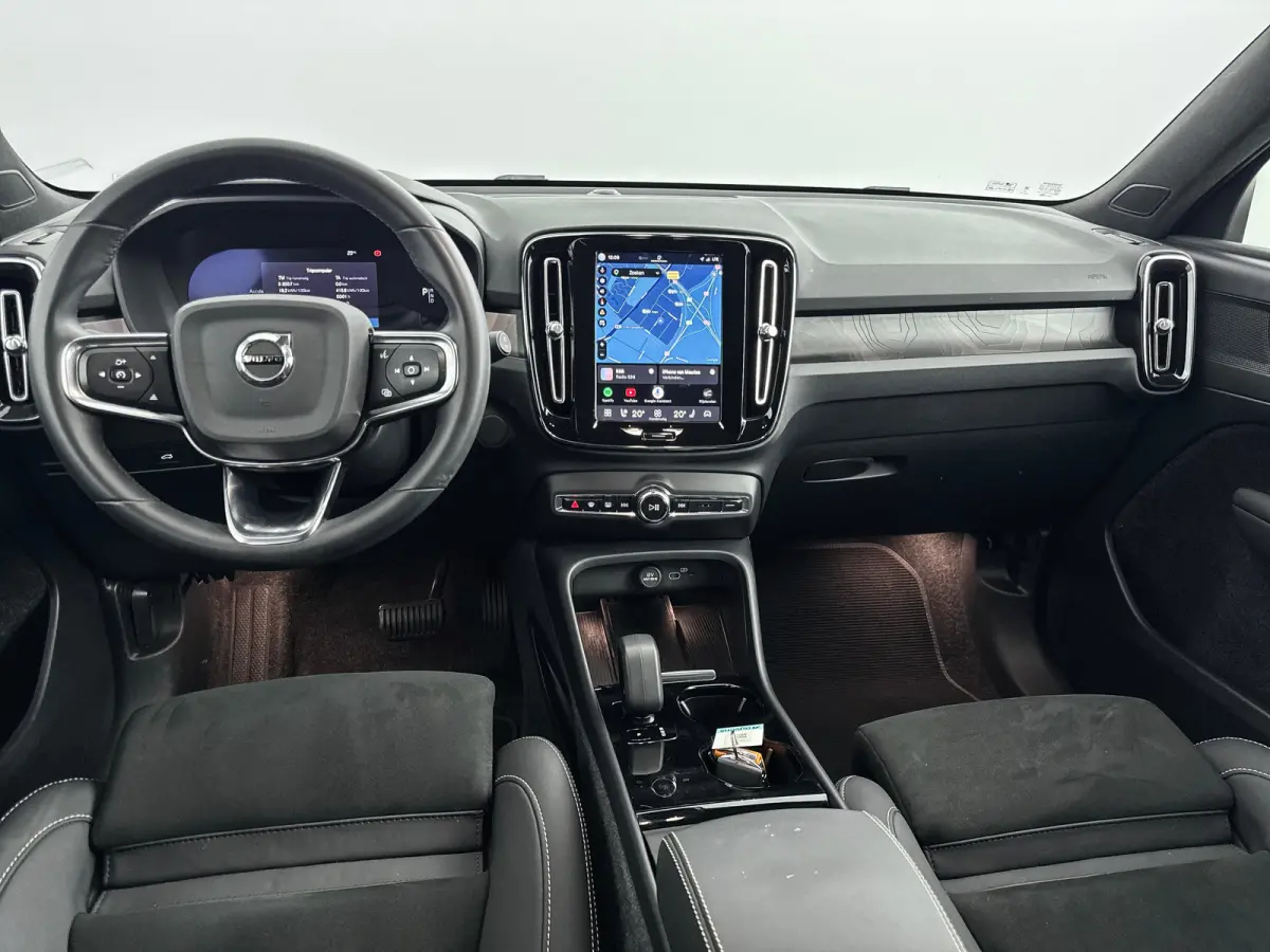 EX40 Single Motor Extended Range Plus 82kWh | 19" Allseason | Leder/Nubuck | Trekhaak | Getint Glas | Adaptieve Cruise | BLIS | Stoel/Stuurverwarming | Warmtepomp | Keyless