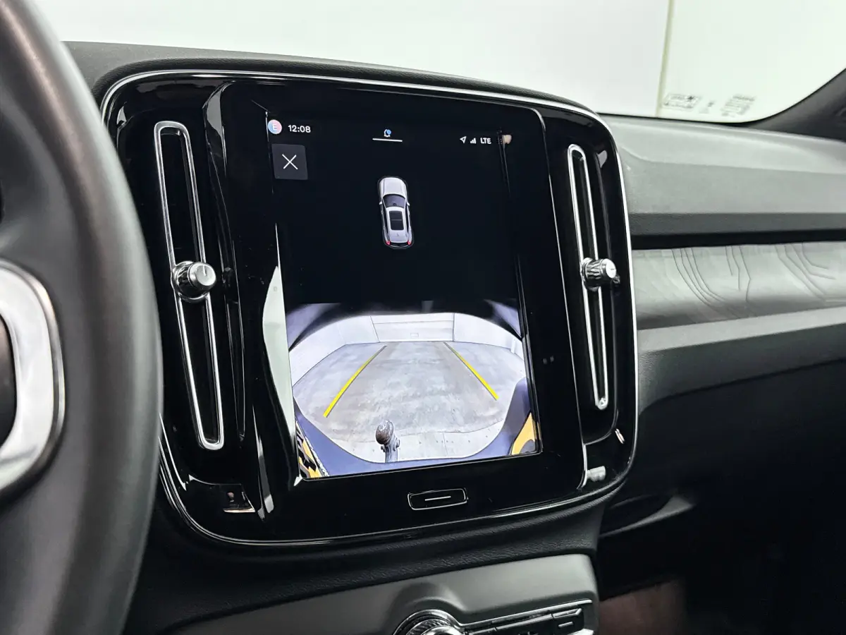 EX40 Single Motor Extended Range Plus 82kWh | 19" Allseason | Leder/Nubuck | Trekhaak | Getint Glas | Adaptieve Cruise | BLIS | Stoel/Stuurverwarming | Warmtepomp | Keyless