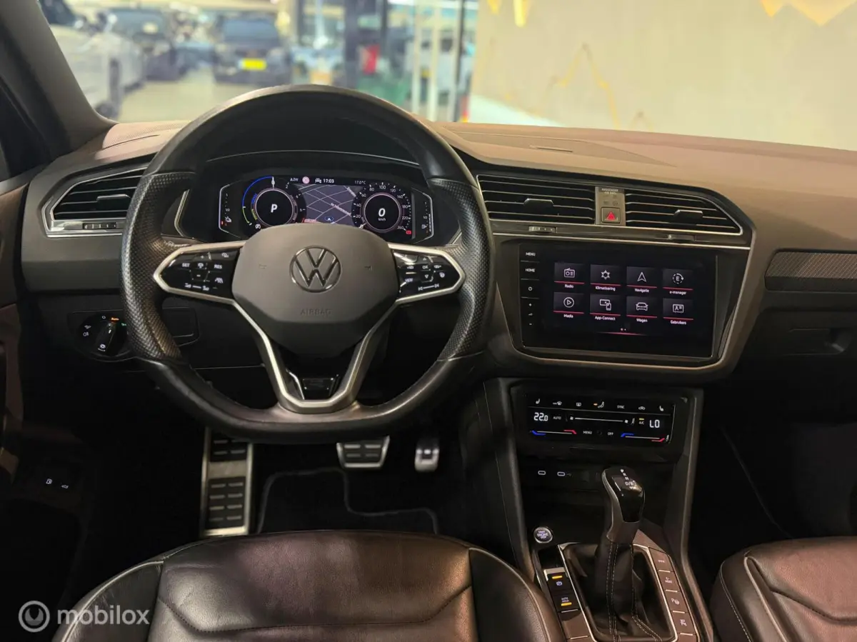 1.4 TSI eHybrid 2x R-Line Panorama/Leder/360/Keyless