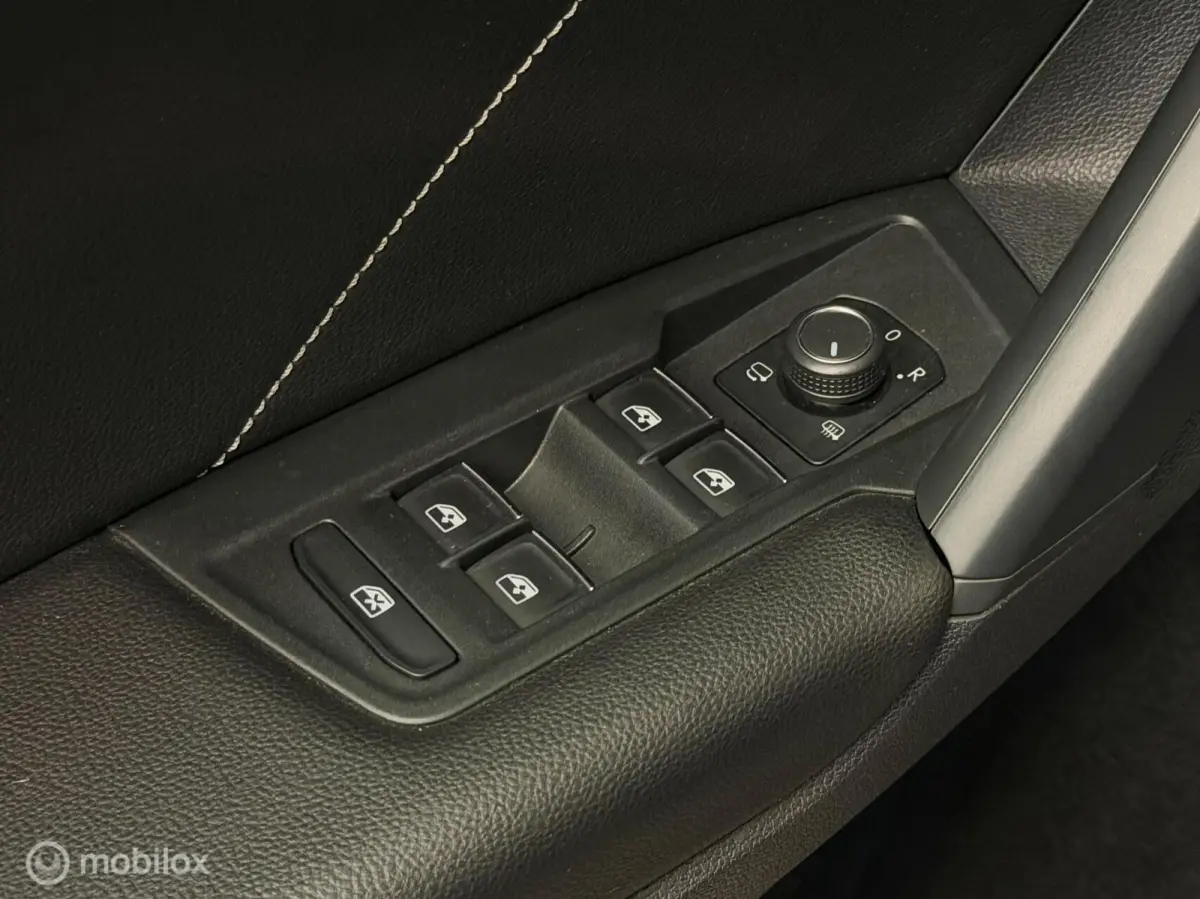 1.4 TSI eHybrid 2x R-Line Panorama/Leder/360/Keyless
