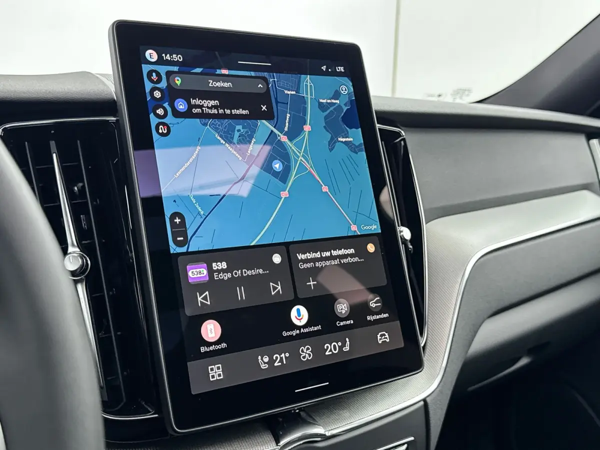 T6 Recharge Plus Black Edition | 21" | Luchtvering | Panoramadak | 360 Camera | Head-Up | Harman Kardon | Elektr. verst. Stoelen | Adaptieve Cruise | BLIS