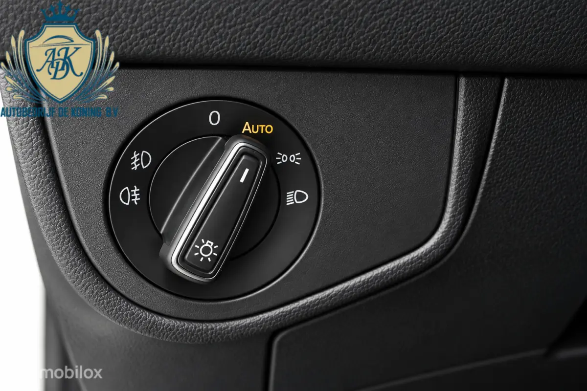 1.5 TSI 3xR-Line PANO MATRIX CAMERA