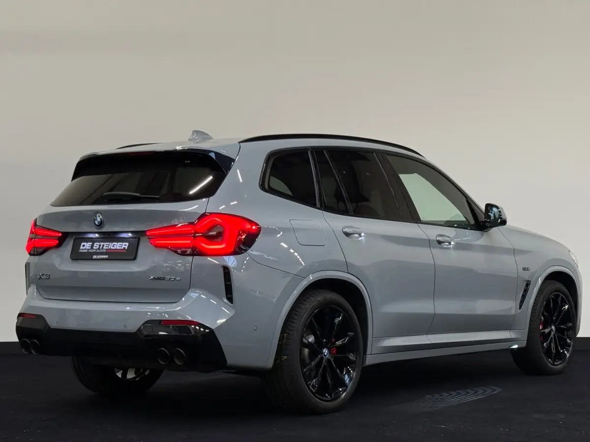 XDrive30e High Executive M Sport X3M Pano Leder Headup 292 PK