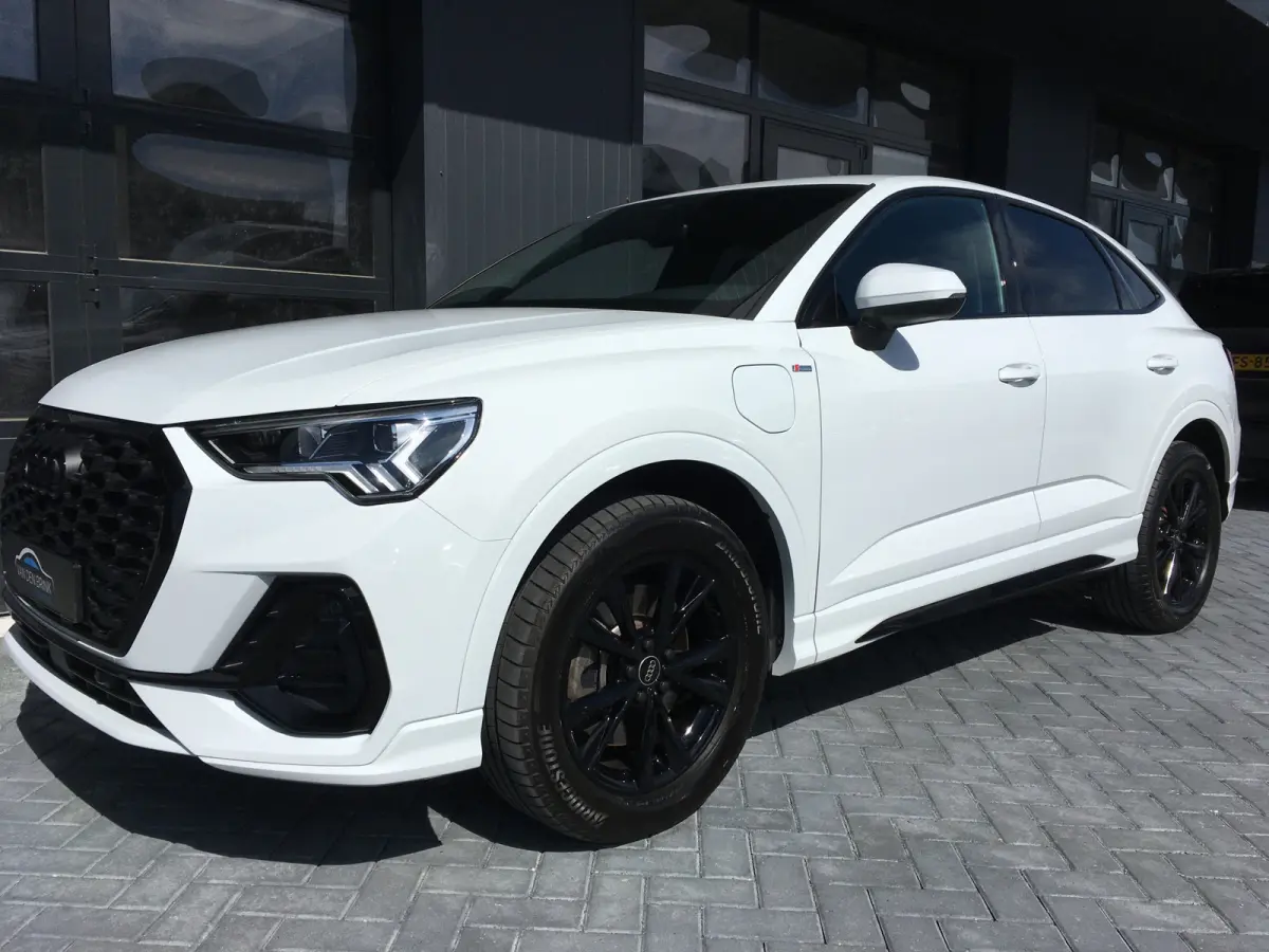 45 TFSI e S-line Black Edition