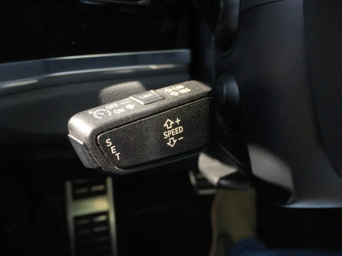 45 TFSI e S-line Black Edition