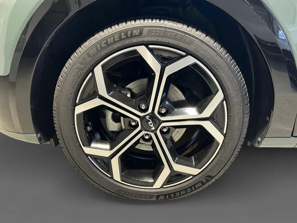 1.6 GDi PHEV DynamicPlusLine | Apple Carplay / Android Auto | Navigatiesysteem | Stoel  + Stuurverwarming | Elektrisch Schuif / Kanteldak | Licht + Regensensor | Parkeersensoren Voor + Achte