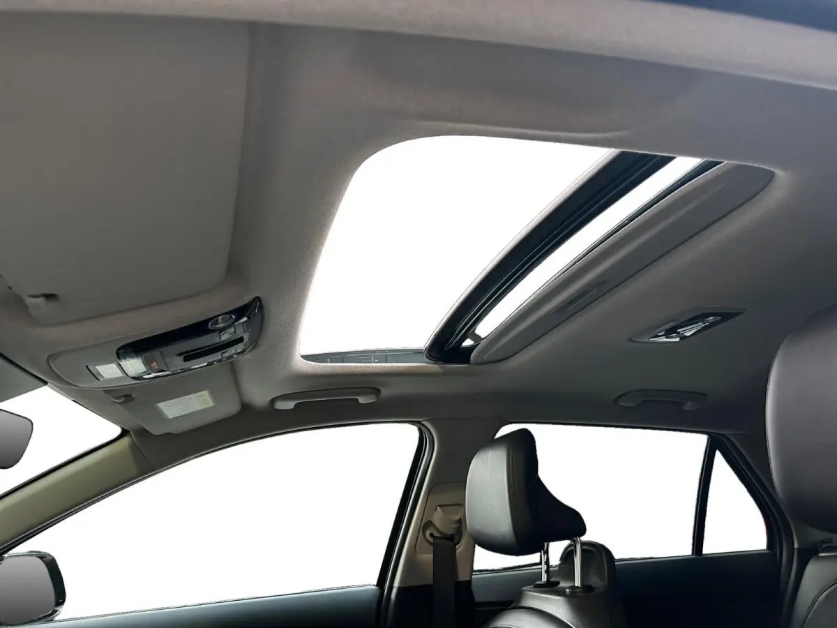 1.6 GDi PHEV DynamicPlusLine | Apple Carplay / Android Auto | Navigatiesysteem | Stoel  + Stuurverwarming | Elektrisch Schuif / Kanteldak | Licht + Regensensor | Parkeersensoren Voor + Achte