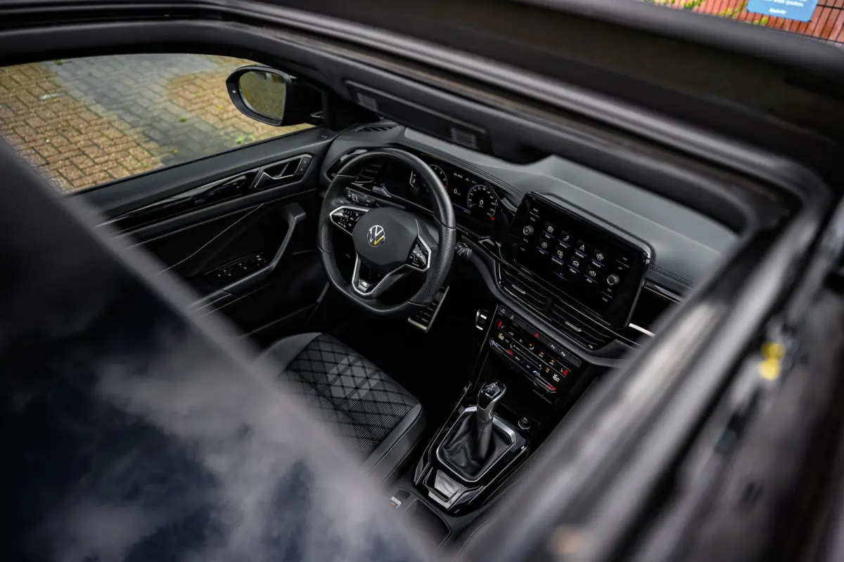 1.5 TSI R-Line Pano/Matrix/Camera/Keyless/ACC