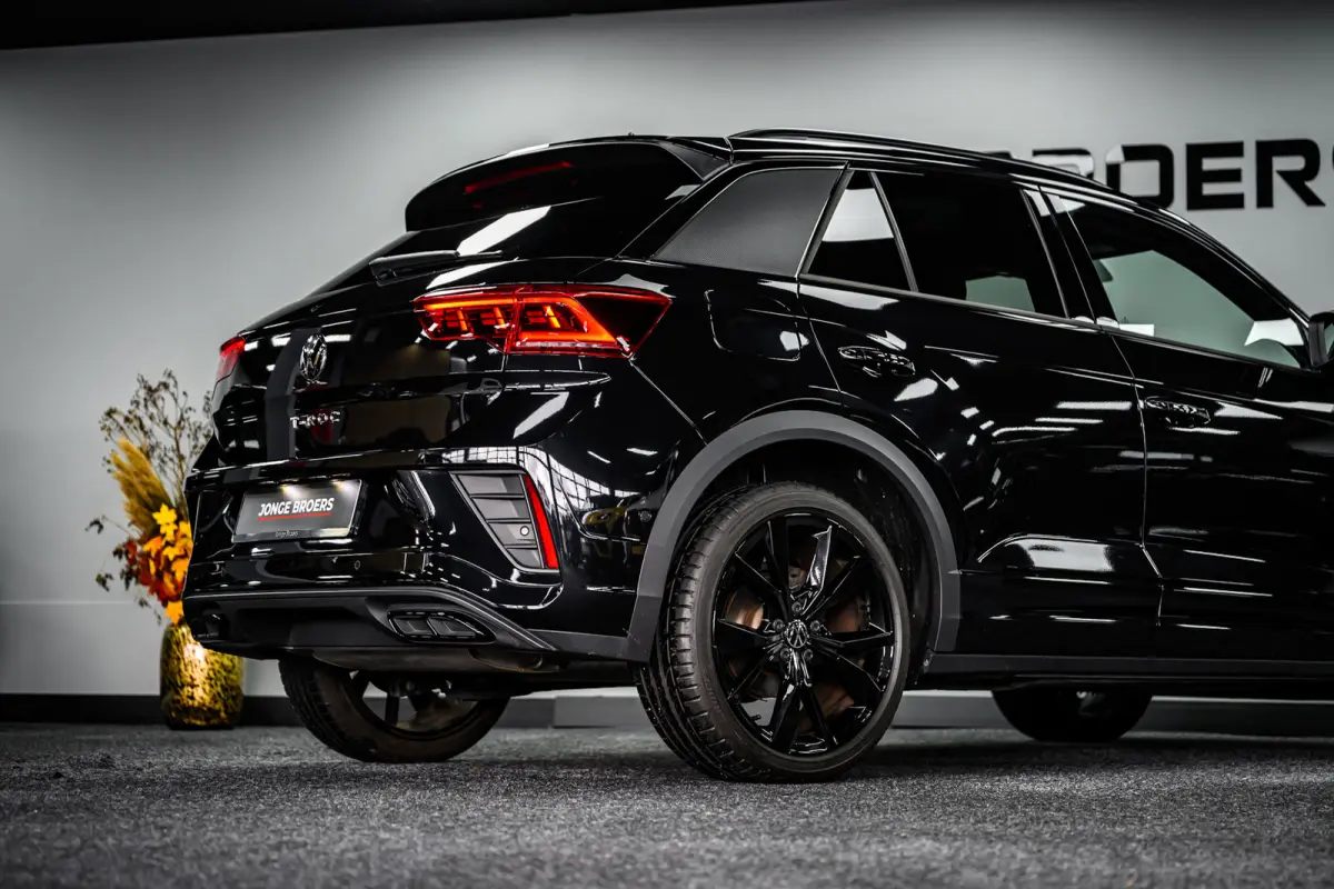 1.5 TSI R-Line Pano/Matrix/Camera/Keyless/ACC
