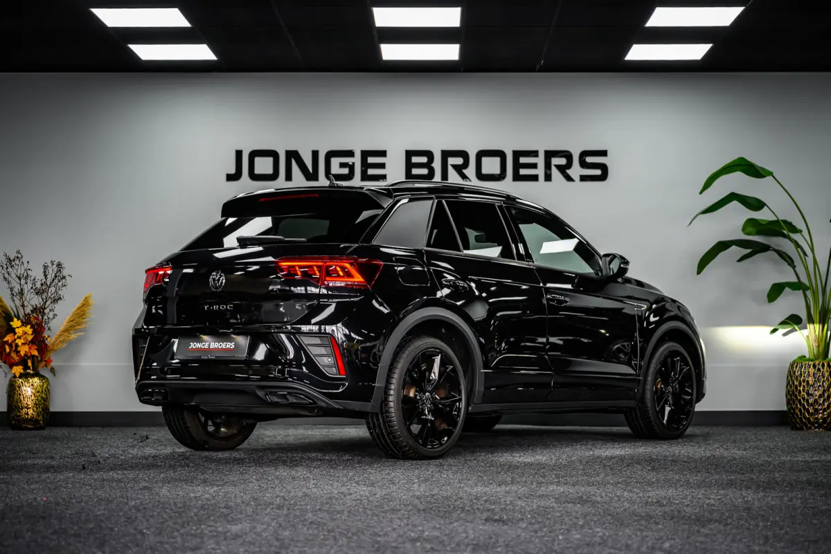 1.5 TSI R-Line Pano/Matrix/Camera/Keyless/ACC