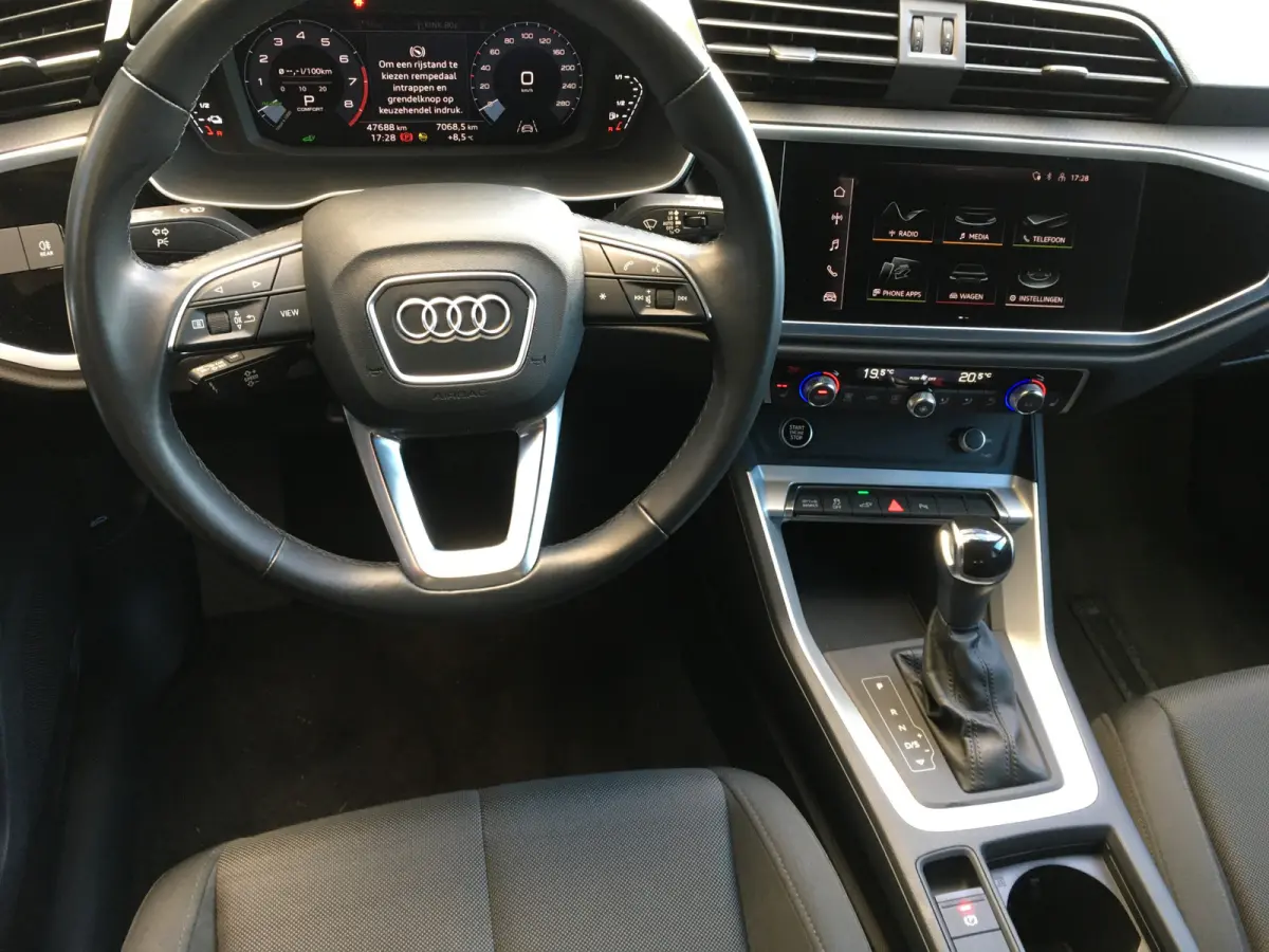 45 TFSI e S-Line Black Edition