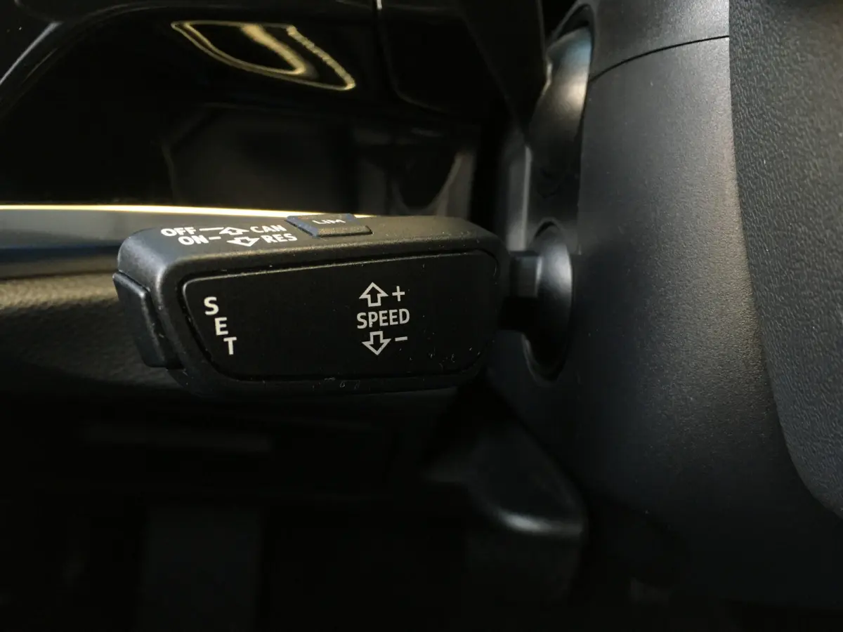 45 TFSI e S-Line Black Edition