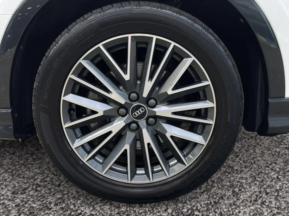 45 TFSI e S-Line Black Edition