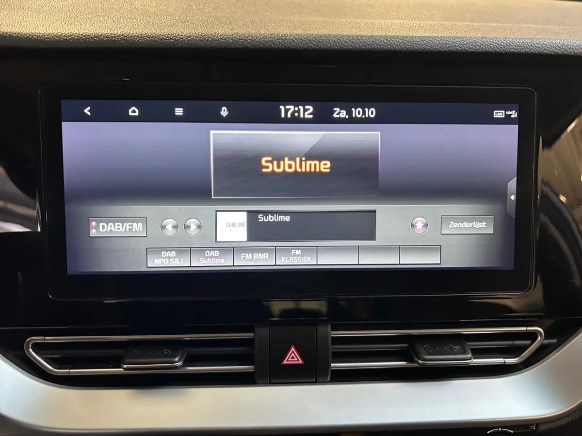 1.6 GDi Hybrid DynamicLine | Apple Carplay / Android Auto | Navigatiesysteem | Licht + Regensensor | Parkeersensoren + Camera Achter | Climate Control | Cruise Control Adaptief | Rijstrookse
