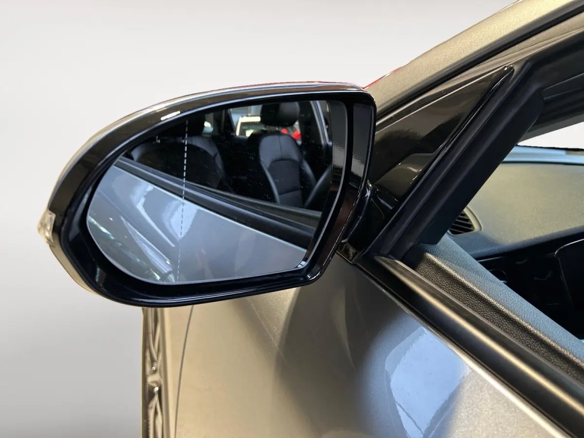 1.6 GDi Hybrid DynamicLine | Apple Carplay / Android Auto | Navigatiesysteem | Licht + Regensensor | Parkeersensoren + Camera Achter | Climate Control | Cruise Control Adaptief | Rijstrookse