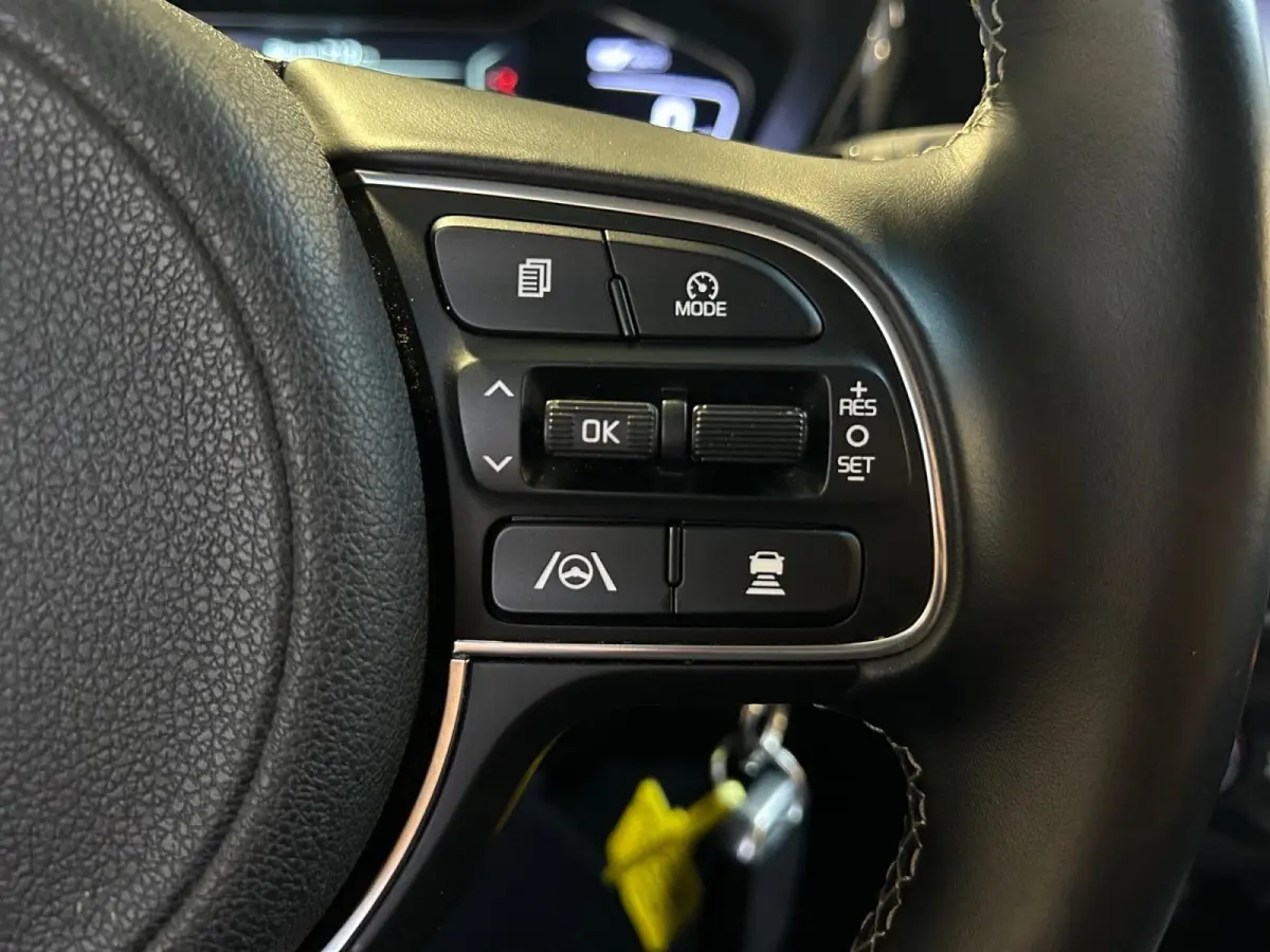 1.6 GDi Hybrid DynamicLine | Apple Carplay / Android Auto | Navigatiesysteem | Licht + Regensensor | Parkeersensoren + Camera Achter | Climate Control | Cruise Control Adaptief | Rijstrookse