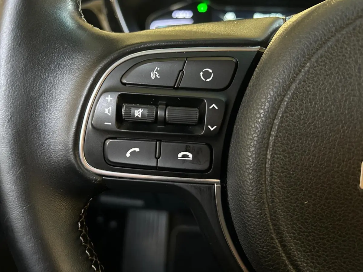 1.6 GDi Hybrid DynamicLine | Apple Carplay / Android Auto | Navigatiesysteem | Licht + Regensensor | Parkeersensoren + Camera Achter | Climate Control | Cruise Control Adaptief | Rijstrookse