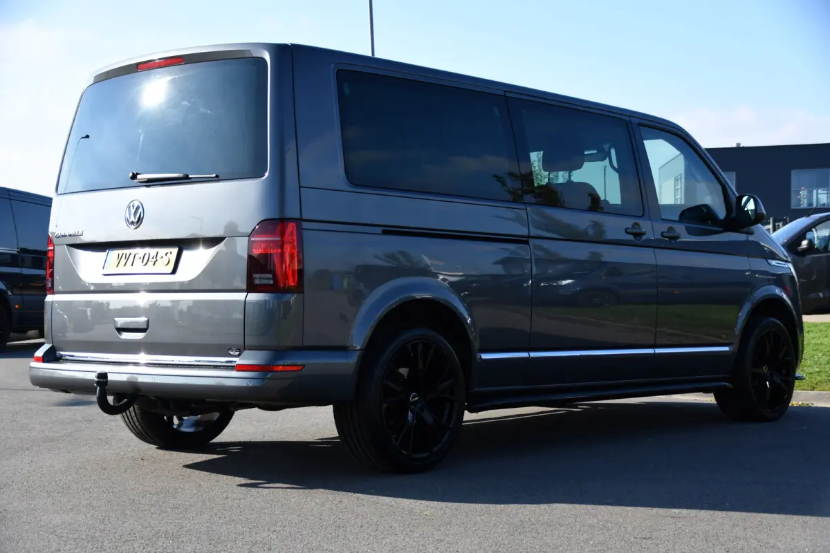 2.0 TDI L2H1 30 DC Caravelle FULL OPTIONS! Adaptieve Cruise, Camera, Carplay, 2 x Schuifdeur, Leder, LED, 204pk, Automaat, Clima, Stoelverwarming, Uniek!