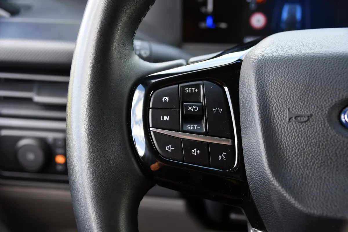 300 2.0 TDCI L1H1 PB Edition Virtual, Camera, Cruise, Carplay, 2 x Schuifdeur, Stuur verwarming, 136pk, Automaat, Stoelverwarming, Uniek!