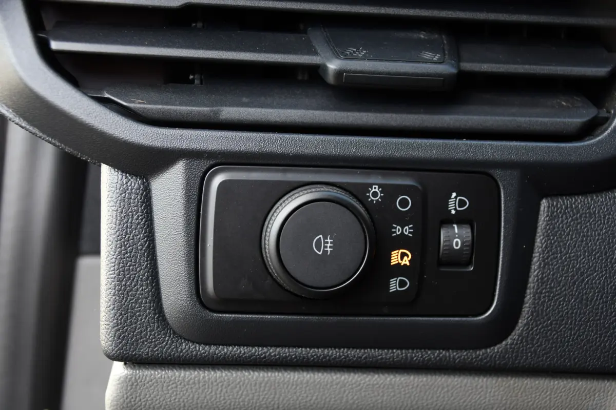 300 2.0 TDCI L1H1 PB Edition Virtual, Camera, Cruise, Carplay, 2 x Schuifdeur, Stuur verwarming, 136pk, Automaat, Stoelverwarming, Uniek!