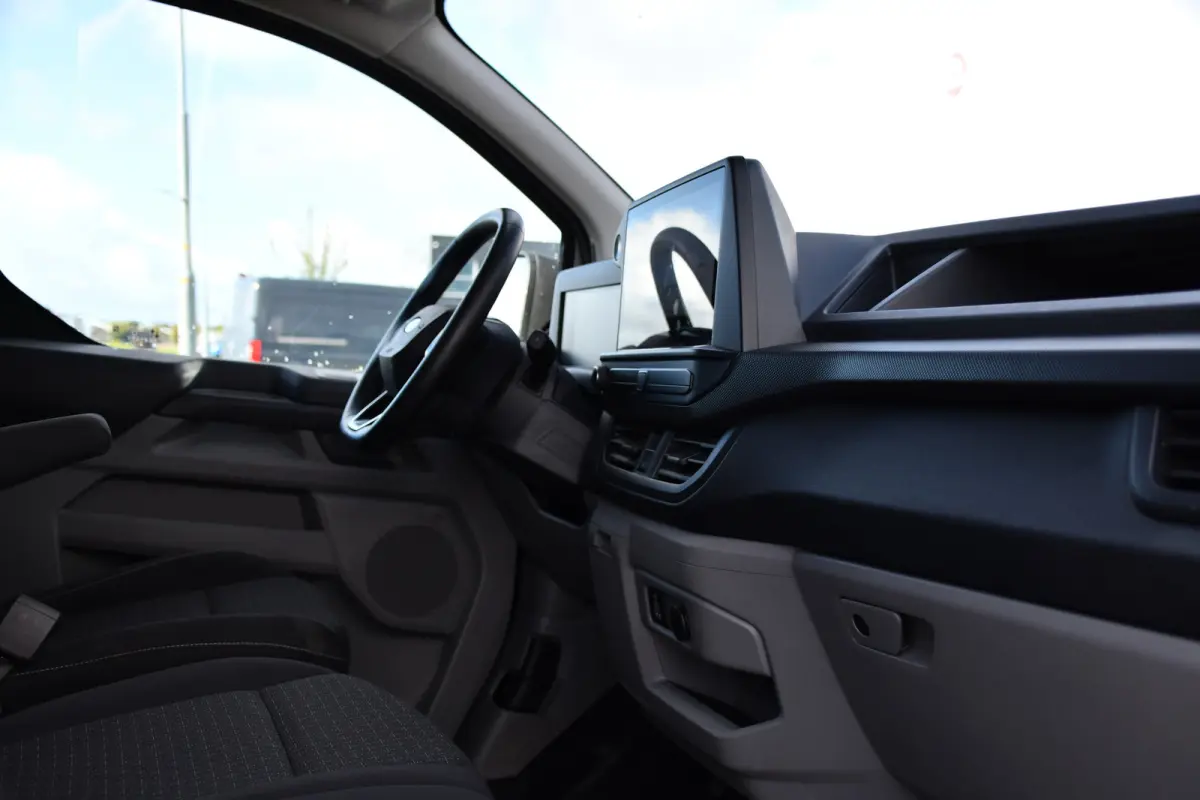300 2.0 TDCI L1H1 PB Edition Virtual, Camera, Cruise, Carplay, 2 x Schuifdeur, Stuur verwarming, 136pk, Automaat, Stoelverwarming, Uniek!
