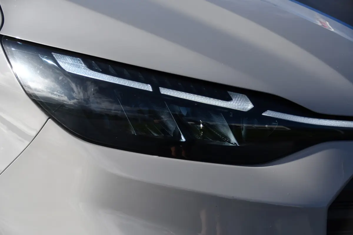 320 2.0 TDCI L1H1 Sport Virtual, Camera, Carplay, LED, Cruise, 170pk, Automaat, Stoelverwarming, Uniek!