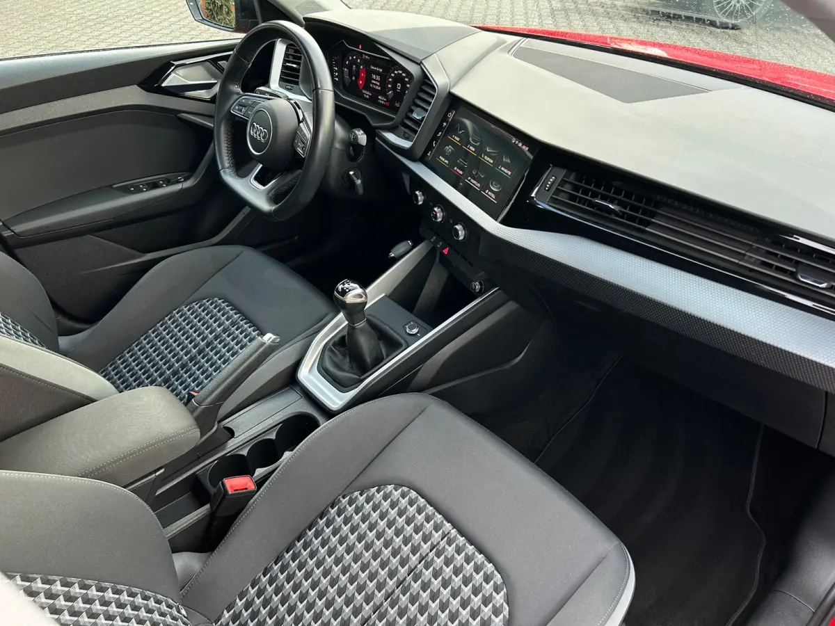30 TFSI Advanced epic
