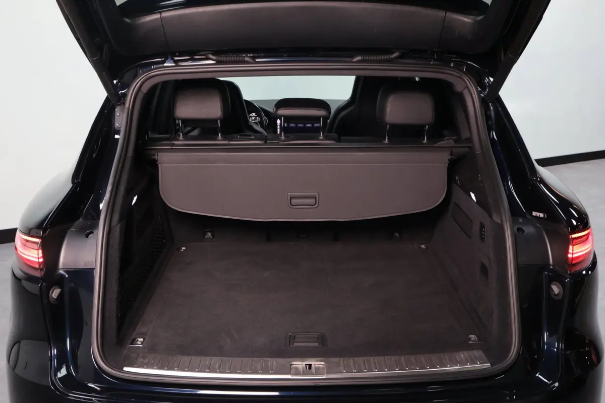 3.0 E-Hybrid|PANO|NAVI|CLIMATE|