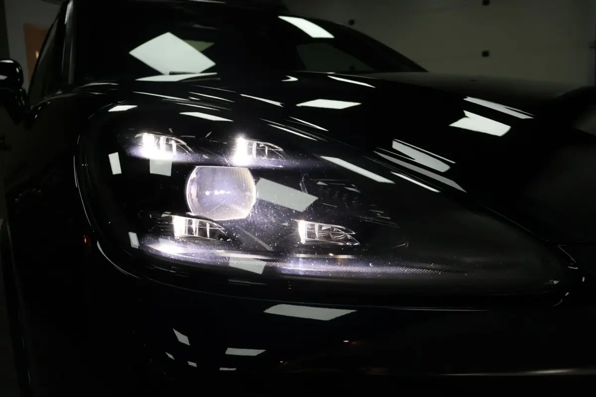 3.0 E-Hybrid|PANO|NAVI|CLIMATE|